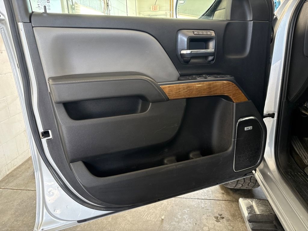 Used 2014 Chevrolet Silverado 1500 LTZ image 15