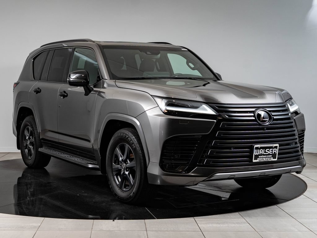 Used 2024 Lexus LX 600 4WD w/ Appearance Package image 12