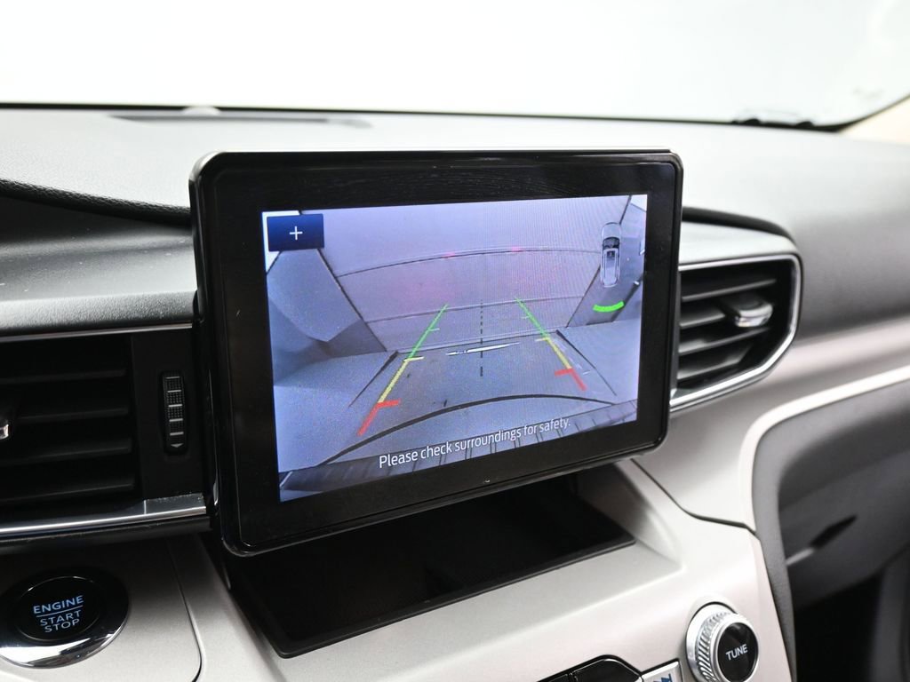 Used 2024 Ford Explorer XLT w/ Equipment Group 202A image 14