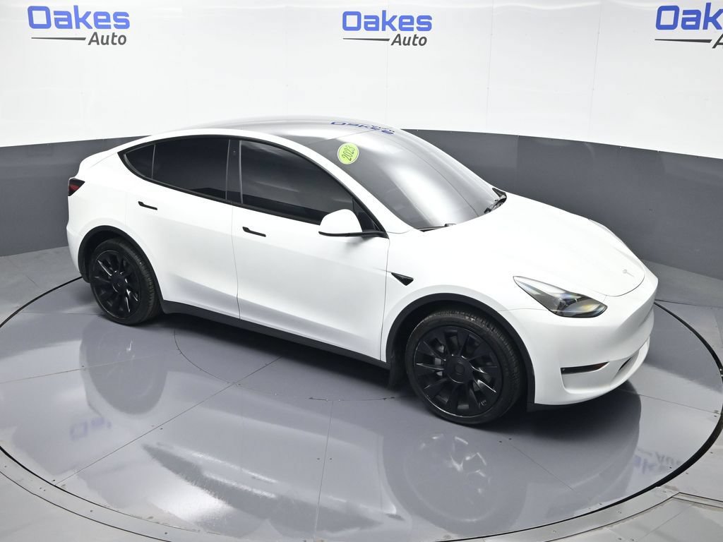 Used 2023 Tesla Model Y Long Range AWD/4WD image 43