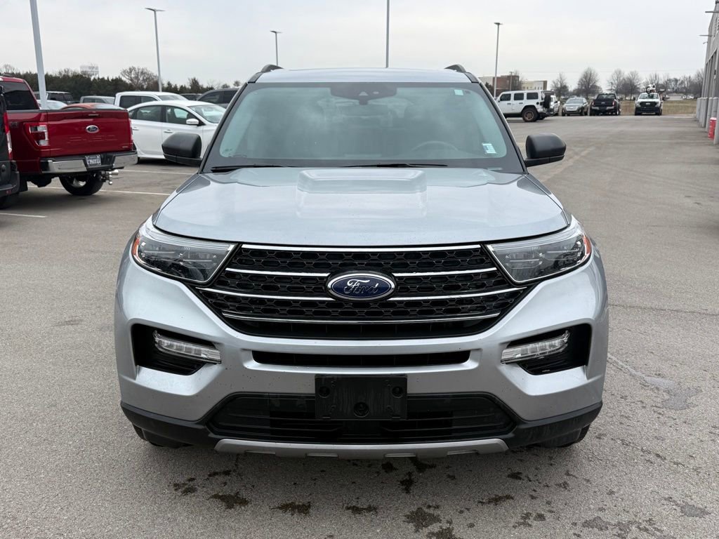 Used 2023 Ford Explorer XLT w/ Equipment Group 202A image 25