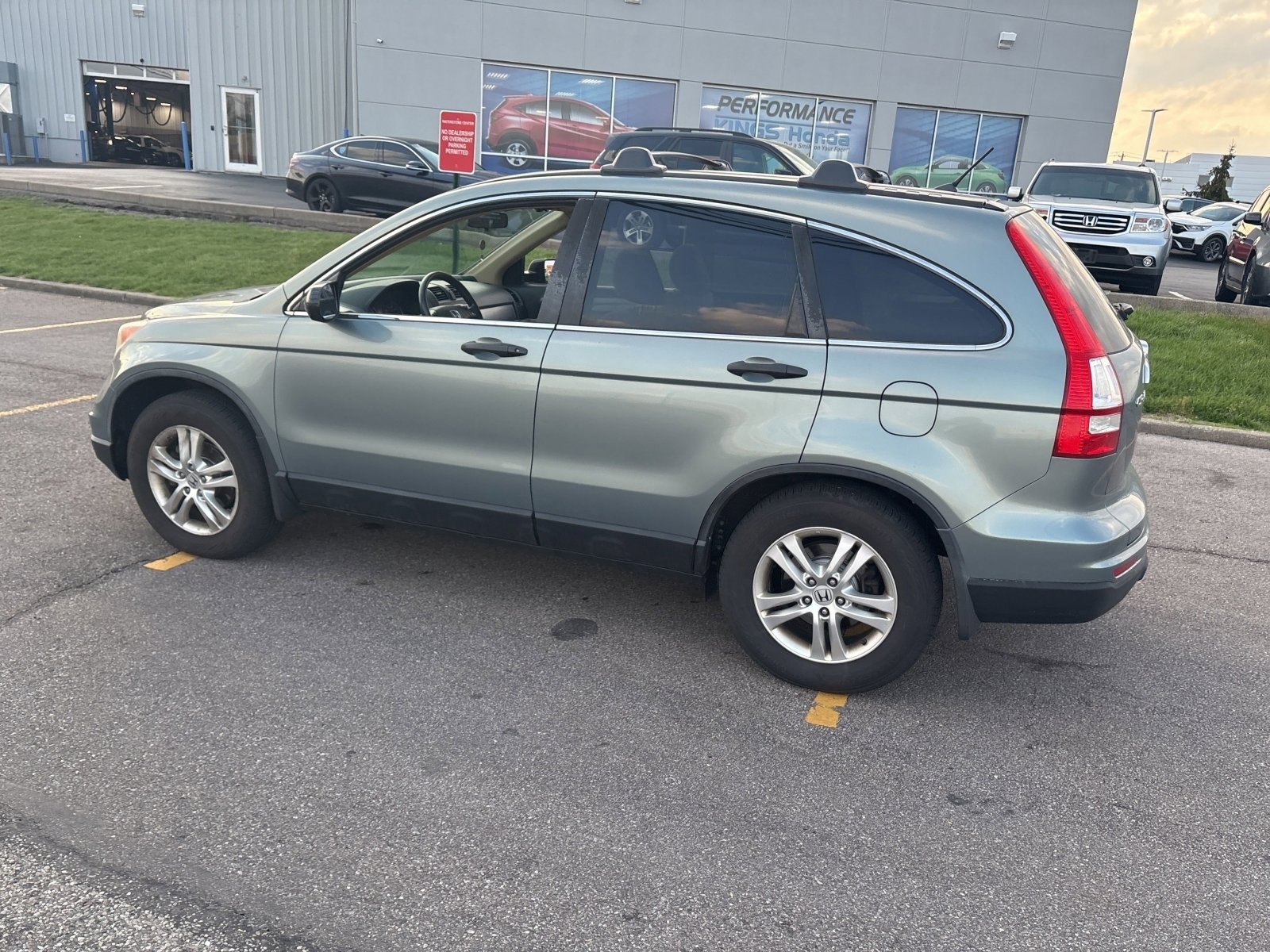 Used 2010 Honda CR-V EX image 6