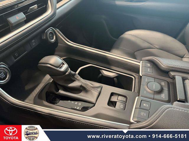 Certified 2024 Toyota Grand Highlander AWD image 23