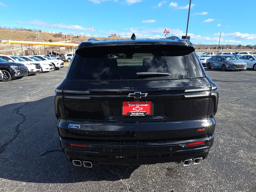 New 2026 Chevrolet Traverse RS w/ LPO, Floor Liner Package AWD/4WD image 7
