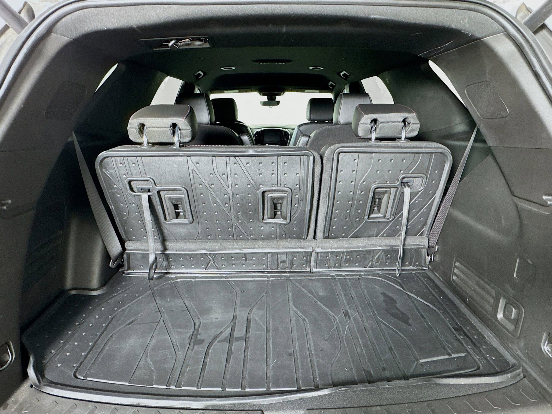 Used 2023 Chevrolet Traverse RS w/ LPO, Floor Liner Package image 28