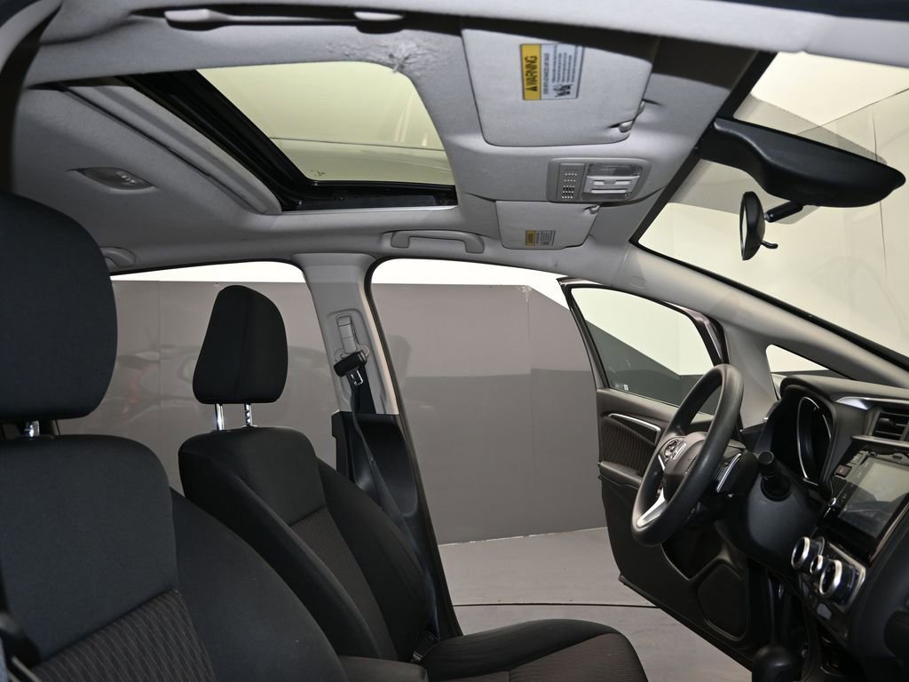 Used 2018 Honda Fit EX image 24