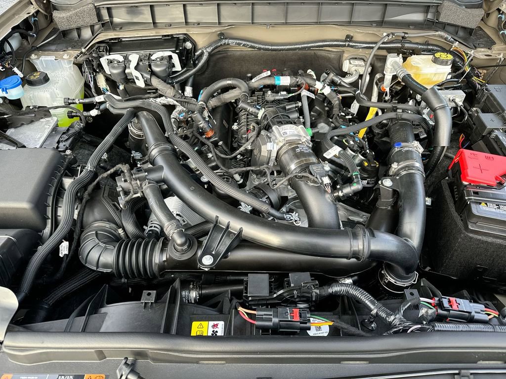 New 2025 Ford Bronco Outer Banks image 26