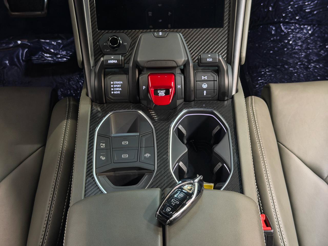 Used 2024 Lamborghini Urus S AWD/4WD image 23