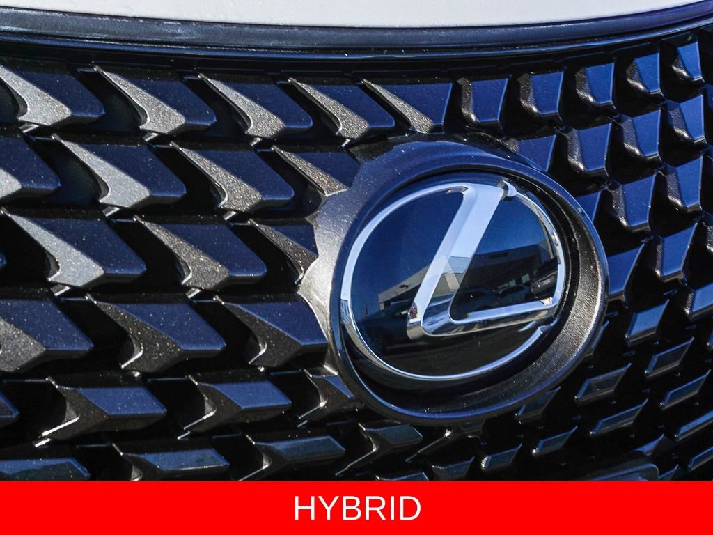 Used 2024 Lexus UX 250h FWD image 11
