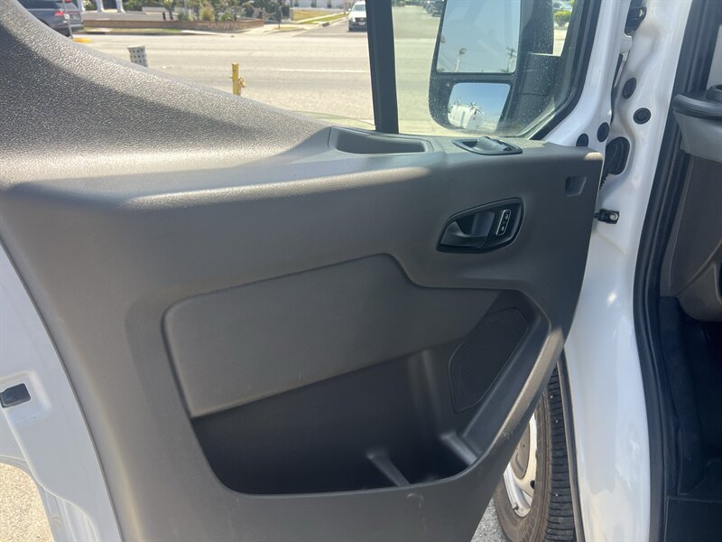 Used 2022 Ford Transit 250 148 High Roof Extended RWD image 8