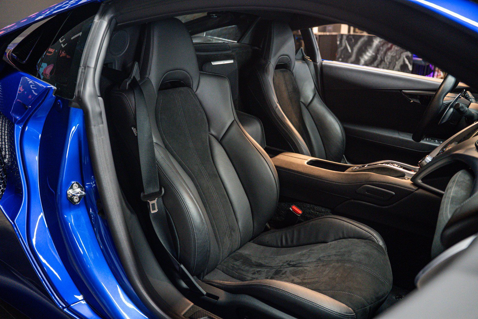 Used 2017 Acura NSX AWD/4WD image 10