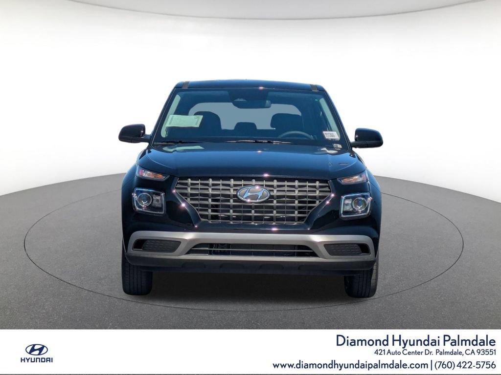 New 2026 Hyundai Venue SE FWD image 2