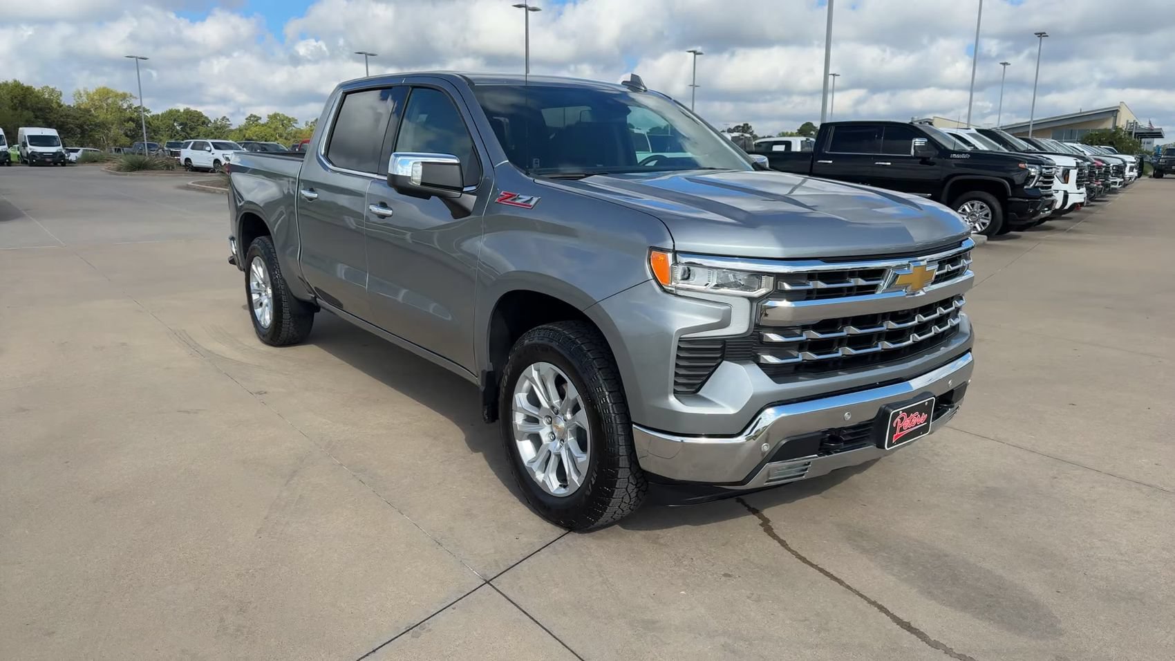 Used 2026 Chevrolet Silverado 1500 LTZ AWD/4WD image 3
