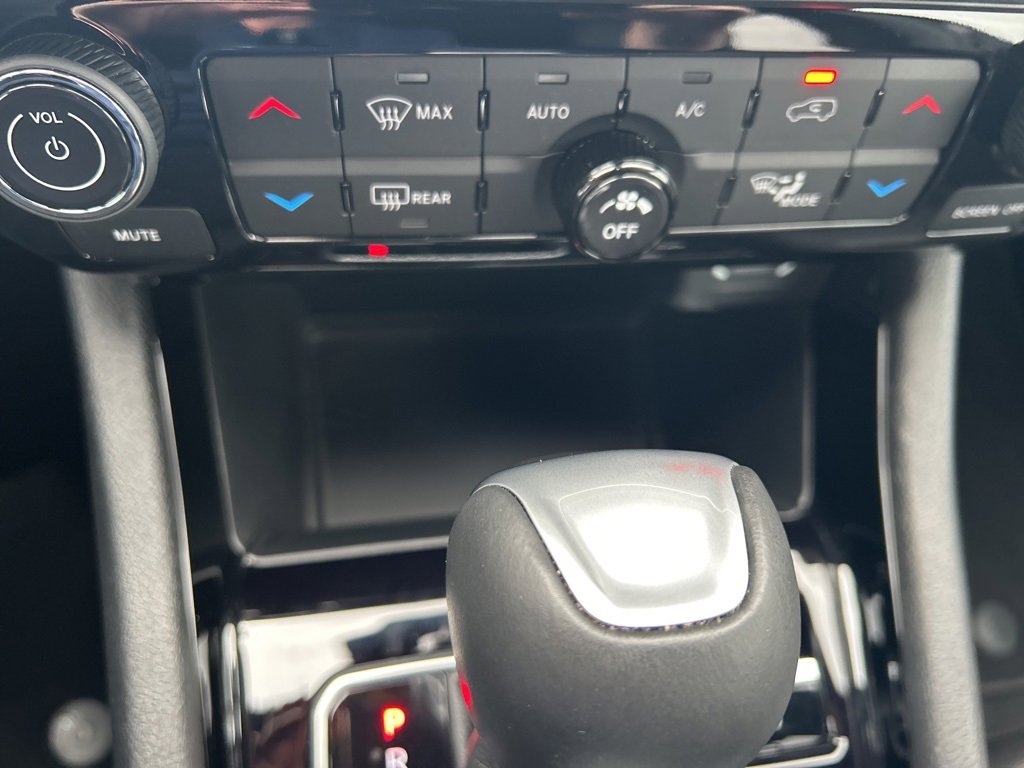 Used 2024 Jeep Compass Limited image 26