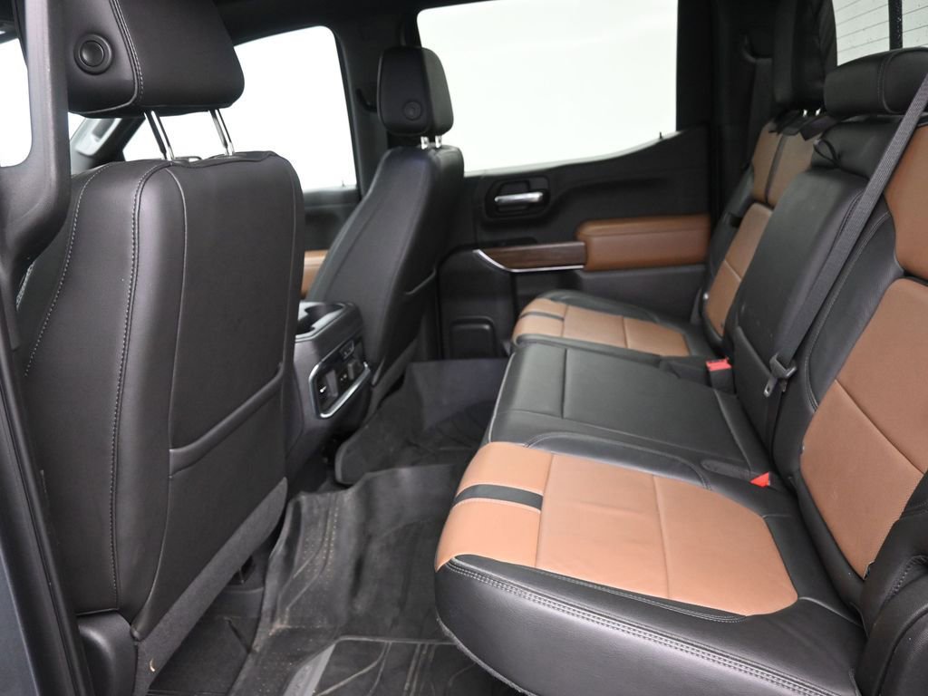 Used 2019 Chevrolet Silverado 1500 High Country image 14