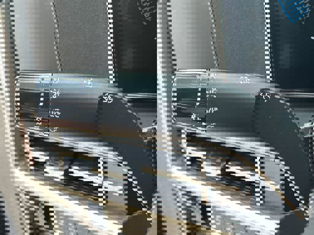 New 2025 Hyundai Santa Fe SE image 27