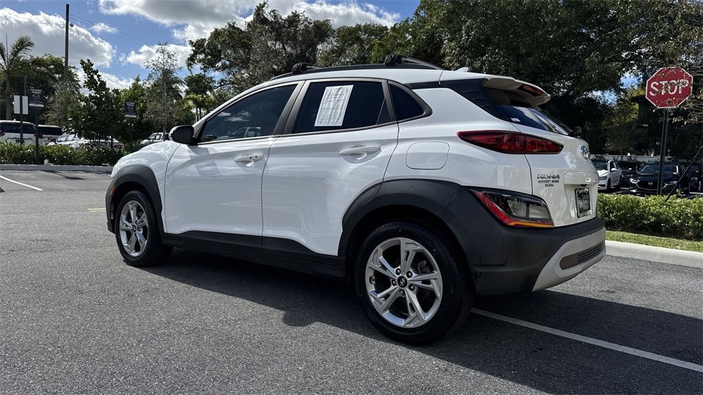 Used 2022 Hyundai Kona SEL image 27