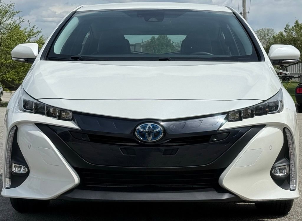 Used 2018 Toyota Prius Prime Advanced FWD image 9