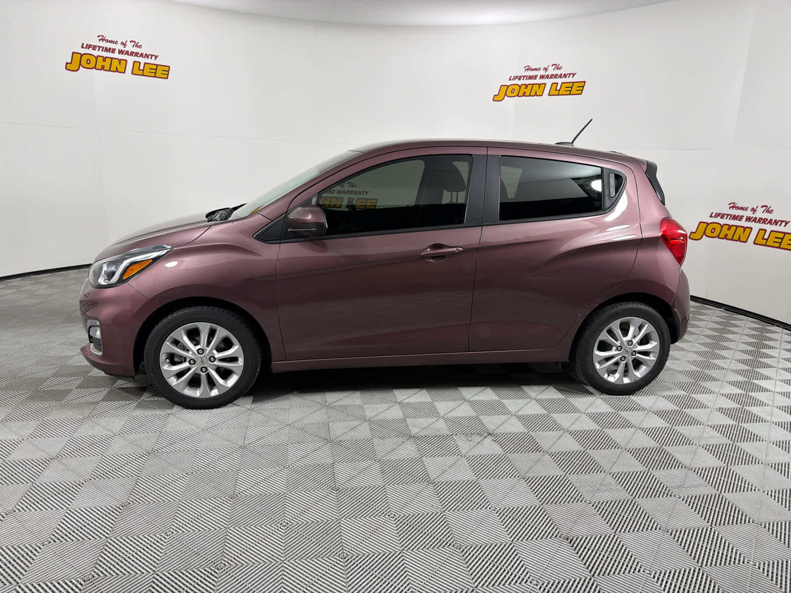 Used 2021 Chevrolet Spark LT image 2