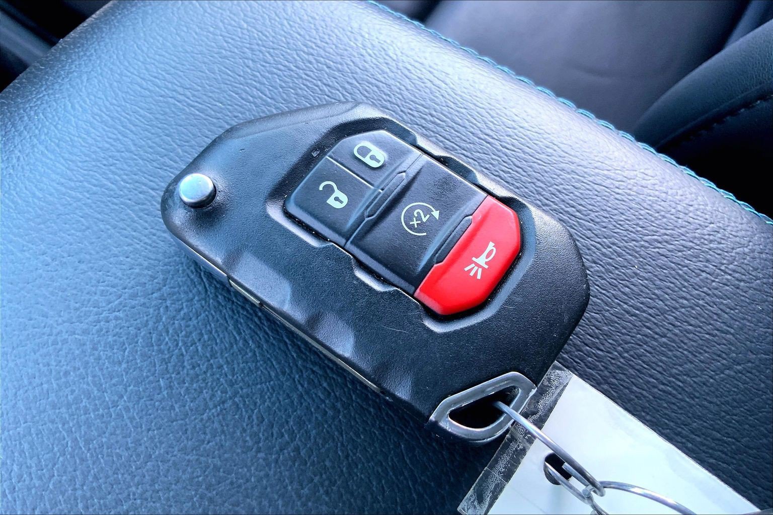 Used 2024 Jeep Wrangler High Altitude AWD/4WD image 14