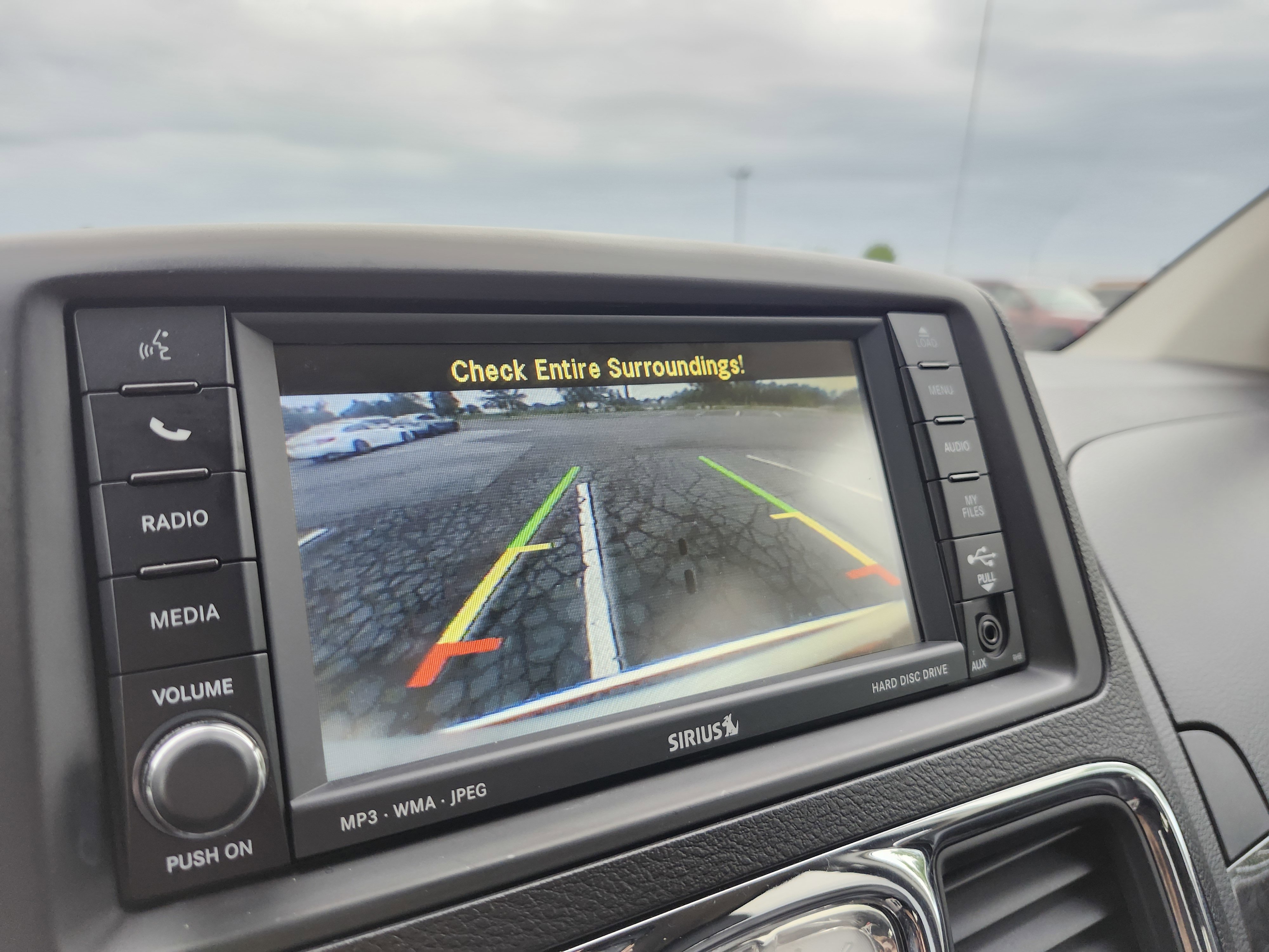 Used 2011 Chrysler Town & Country Touring-L w/ Entertainment Group #2 FWD image 7
