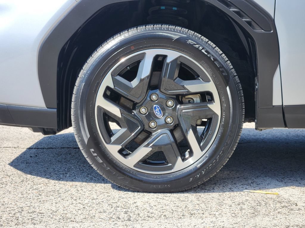 Used 2025 Subaru Forester Limited AWD/4WD image 8