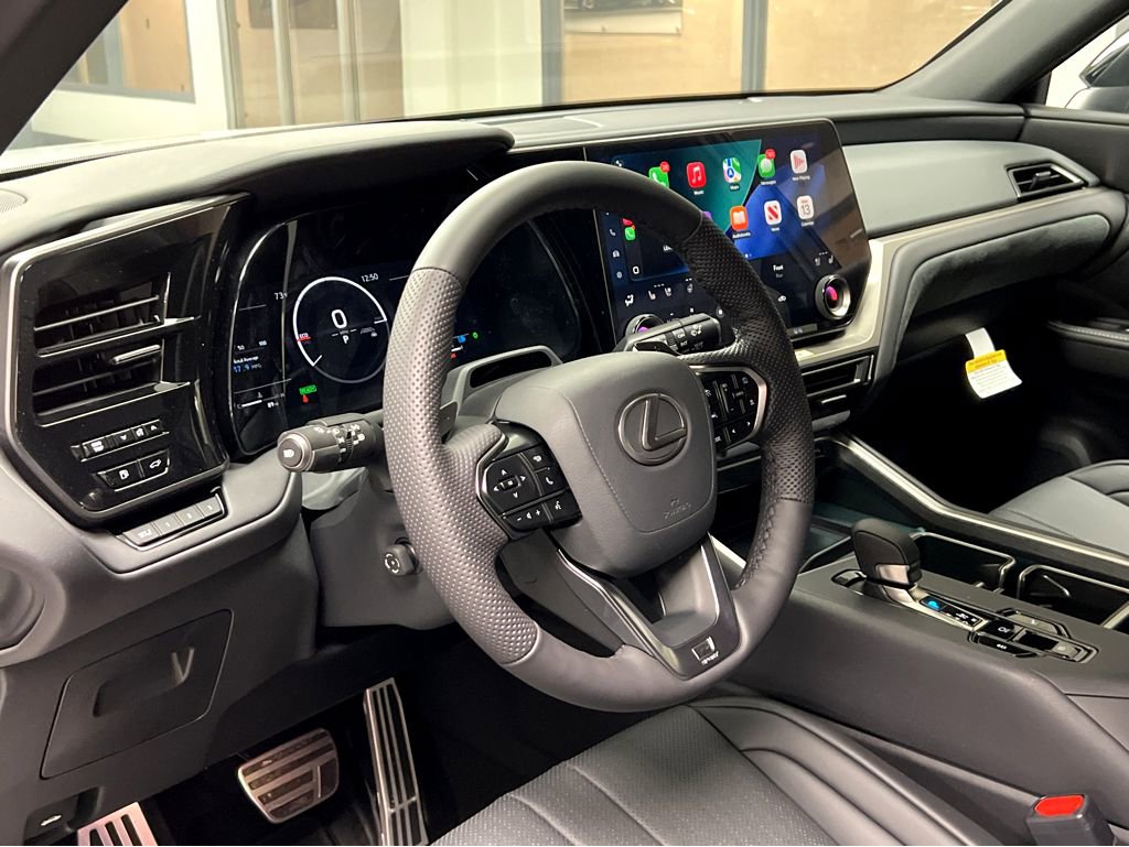 New 2026 Lexus TX 500h AWD image 39