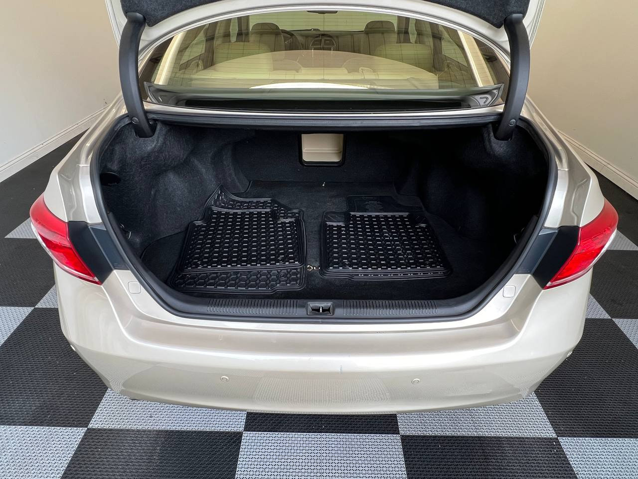 Used 2012 Lexus ES 350 image 26