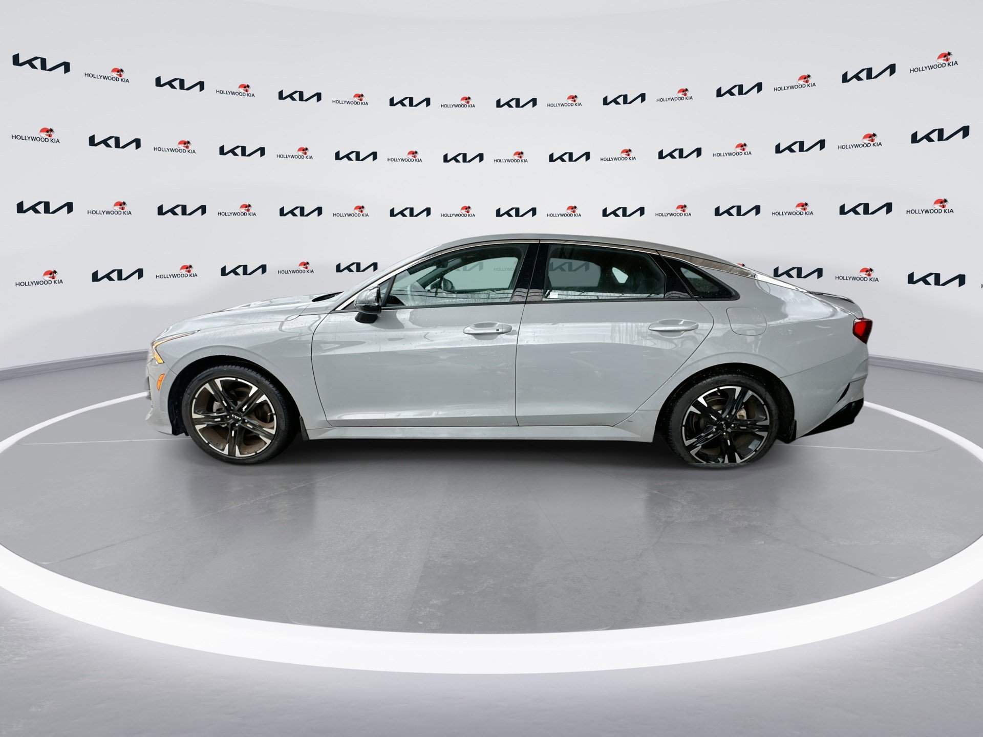 Used 2023 Kia K5 GT-Line image 5