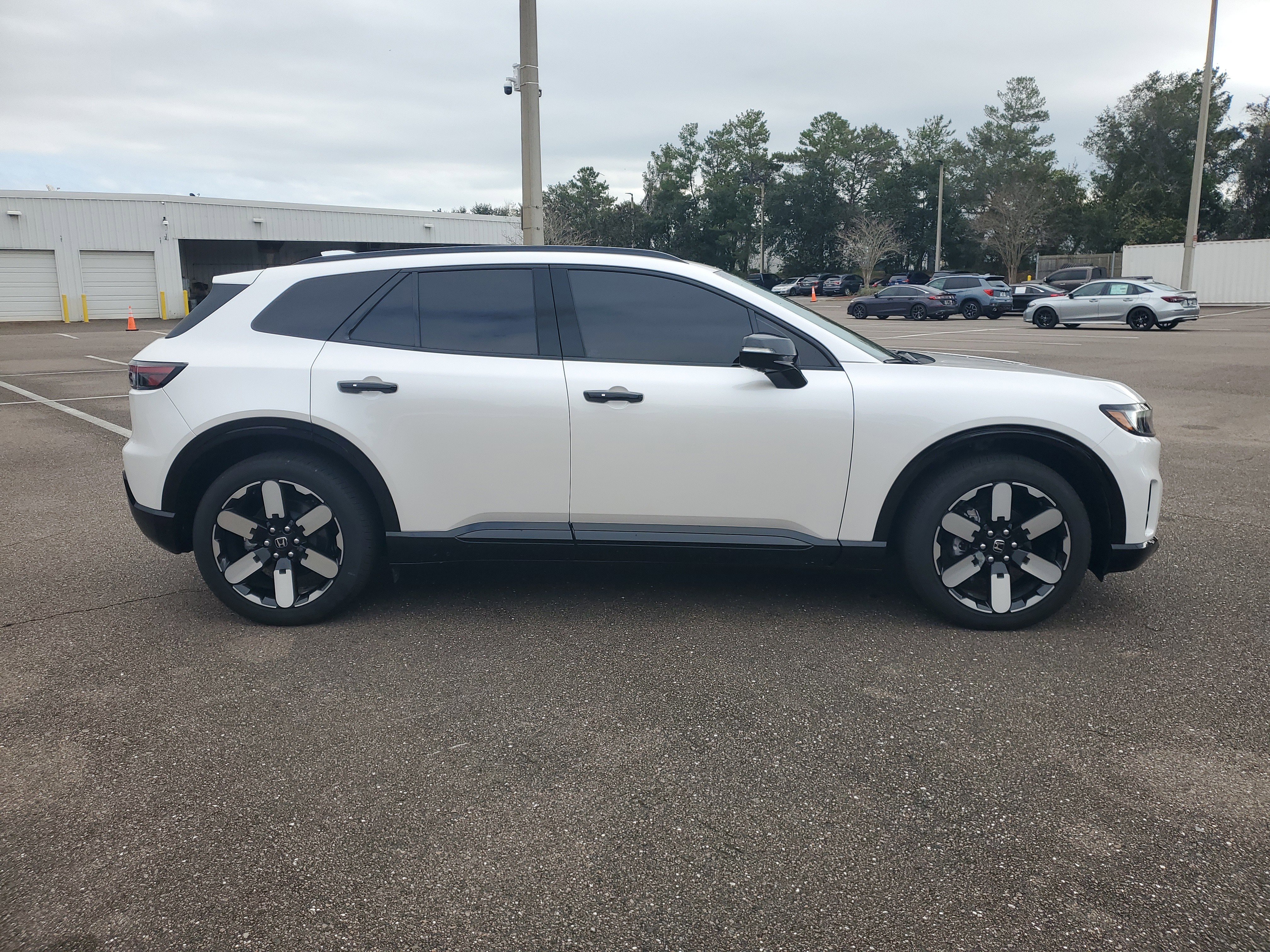 Certified 2025 Honda Prologue Elite image 17