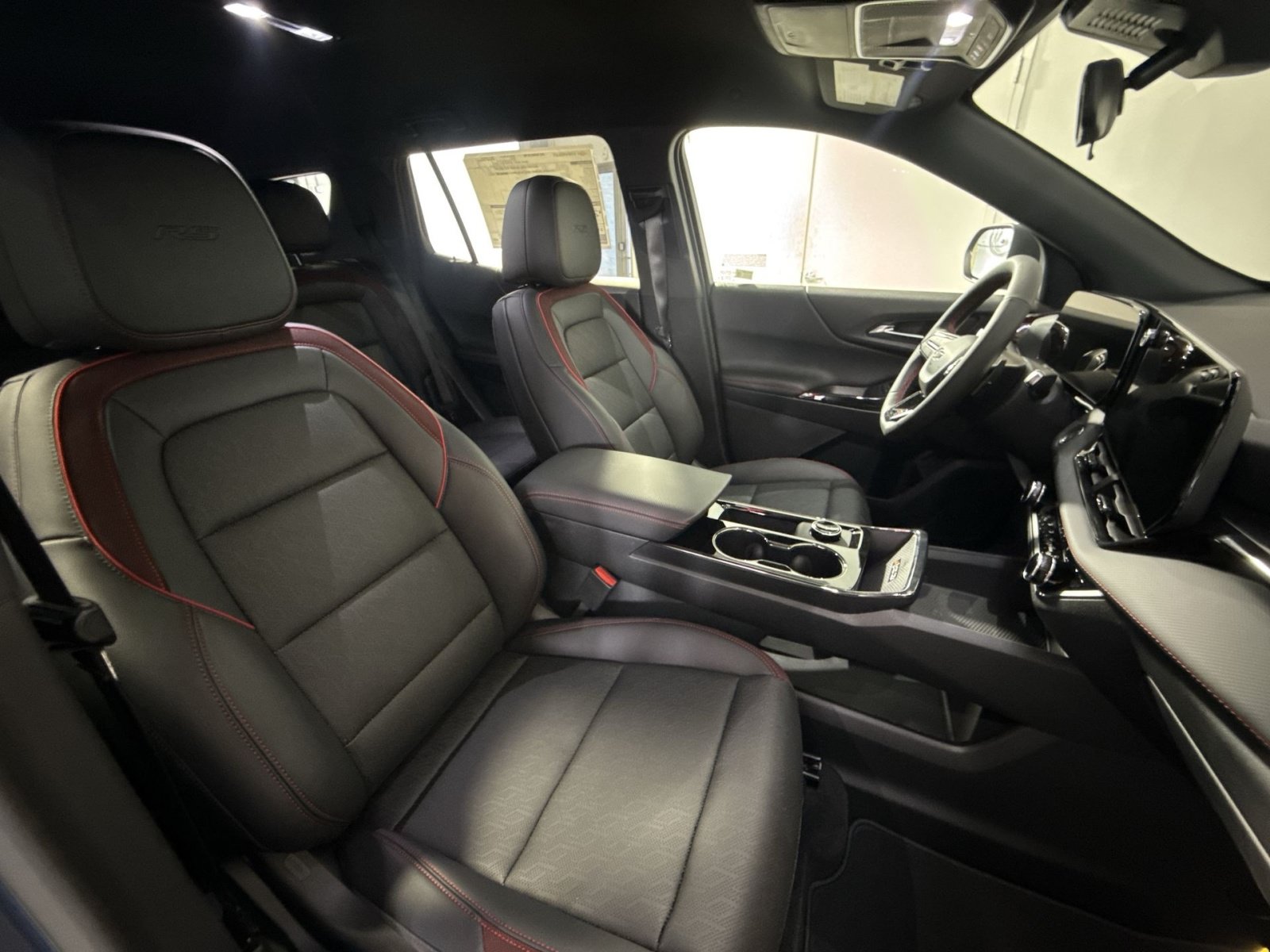 New 2027 Chevrolet Equinox RS FWD image 27