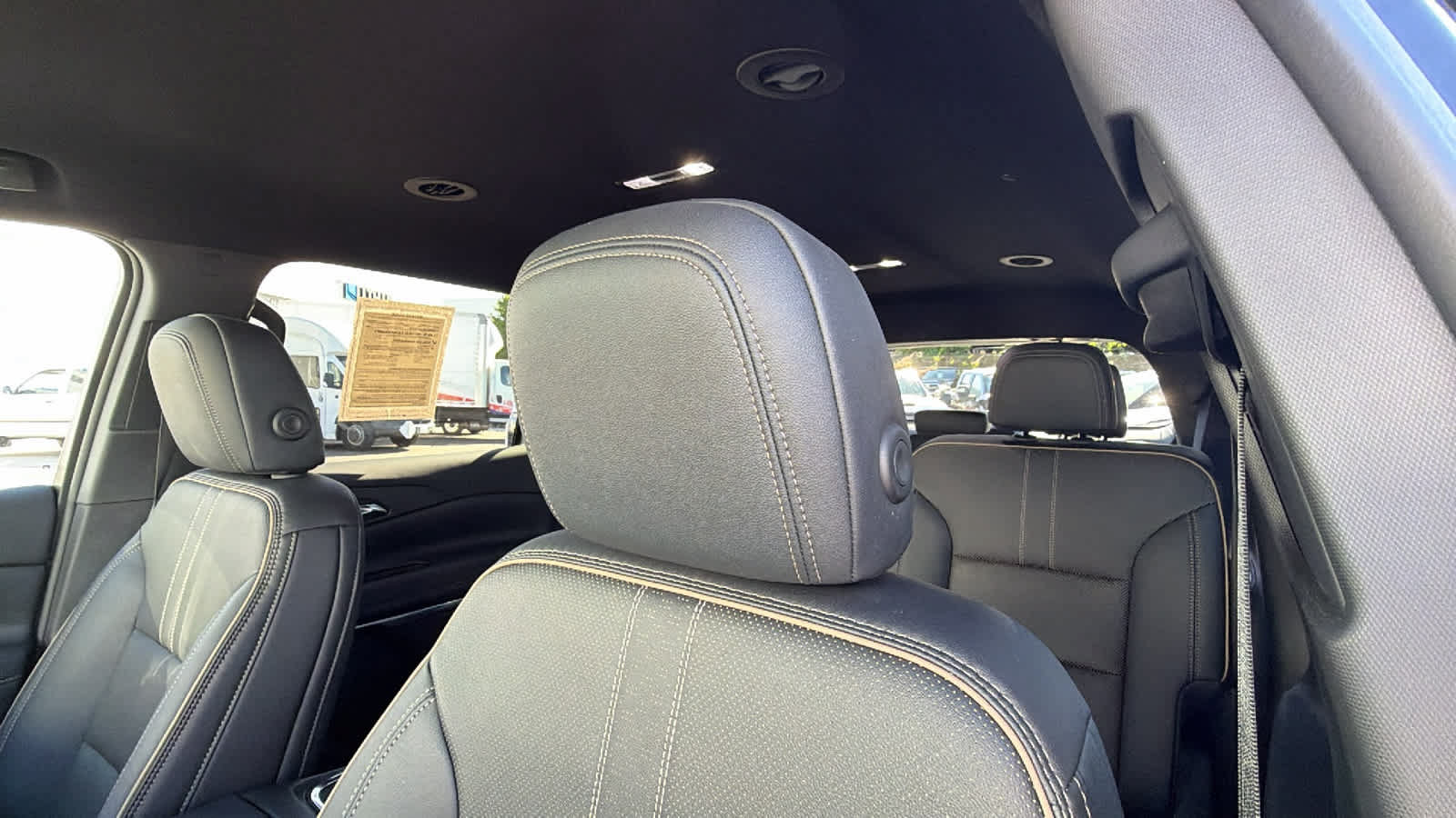Used 2025 Chevrolet Traverse High Country w/ LPO, Floor Liner Package AWD/4WD image 11