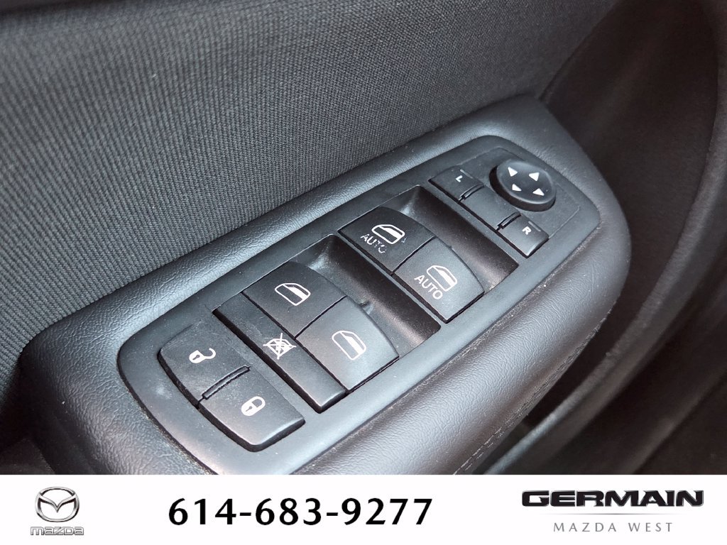 Used 2015 Chrysler 200 Limited w/ Convenience Group FWD image 26