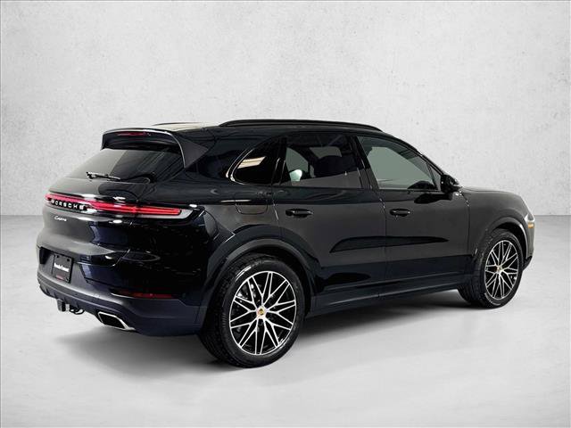 Certified 2026 Porsche Cayenne AWD/4WD image 9