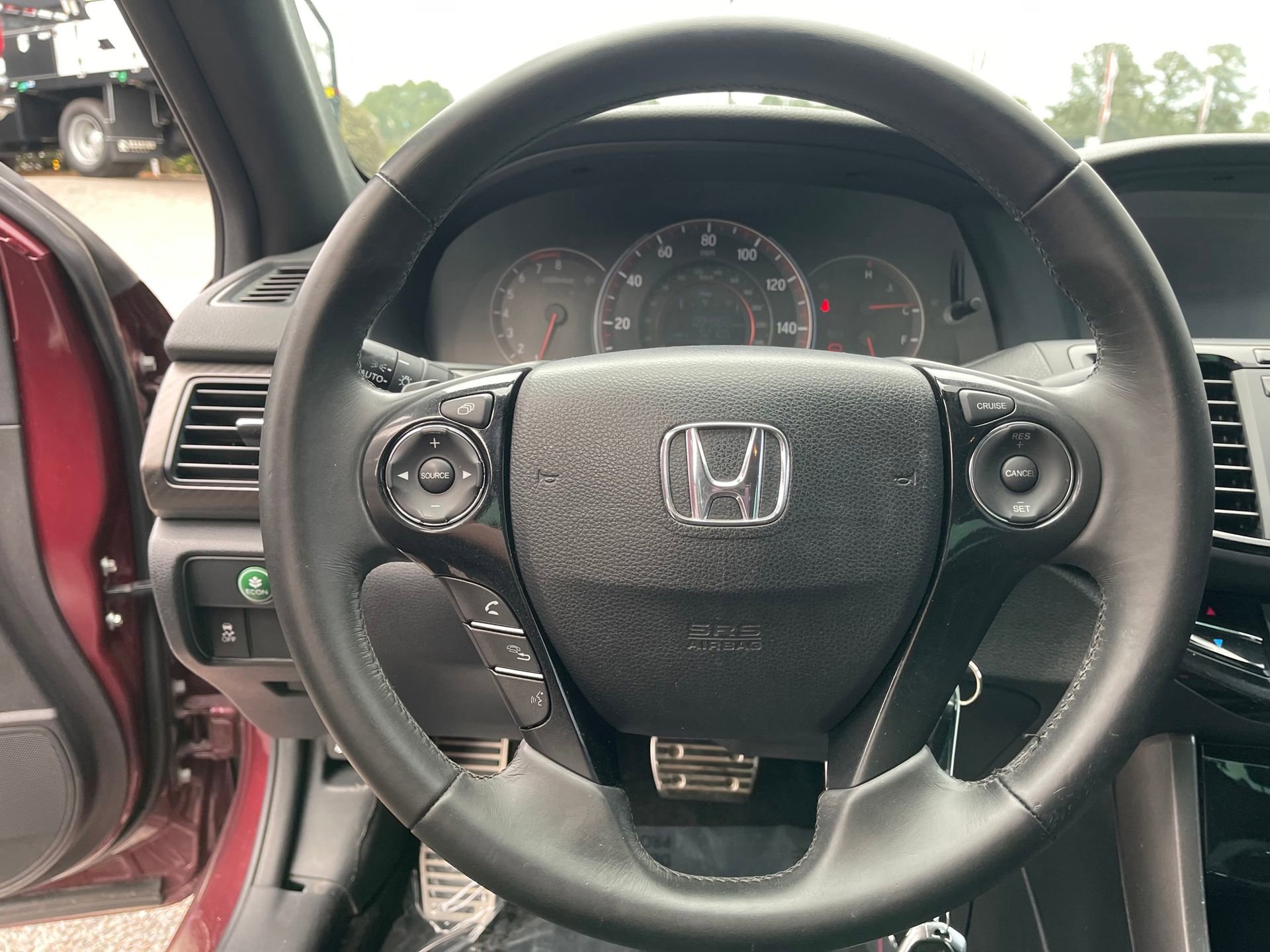 Used 2016 Honda Accord Sport image 15