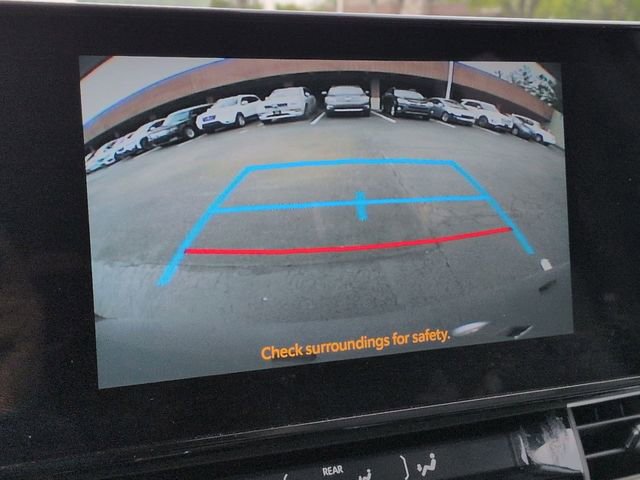 Certified 2025 Toyota Sienna XLE FWD image 22