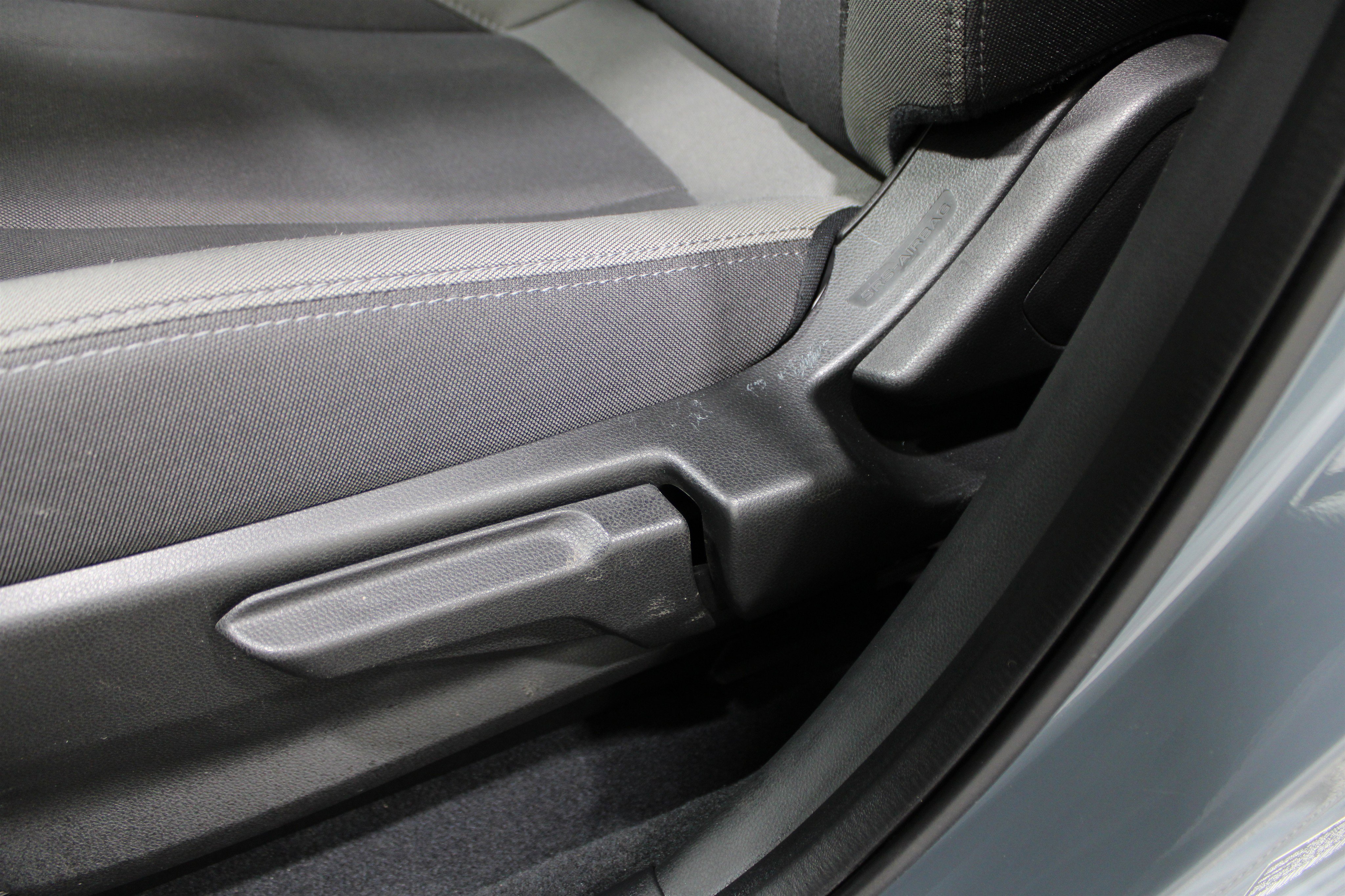 Used 2025 Subaru Crosstrek 2.0i Premium image 4