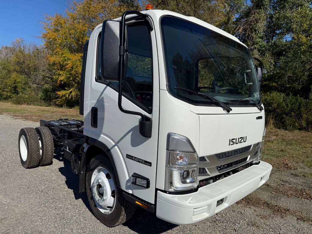 New 2026 Isuzu NPR RWD image 1