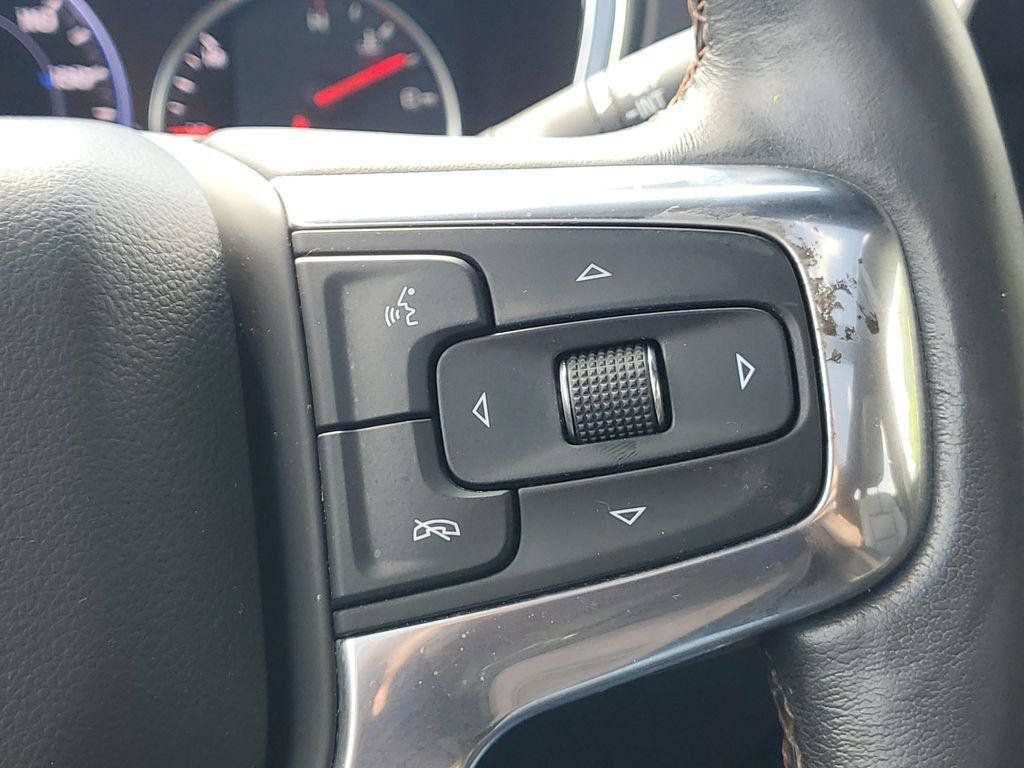 Used 2019 Chevrolet Blazer Premier w/ Sun and Wheels Package AWD/4WD image 11