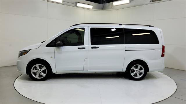 Used 2016 Mercedes-Benz Metris Passenger image 5