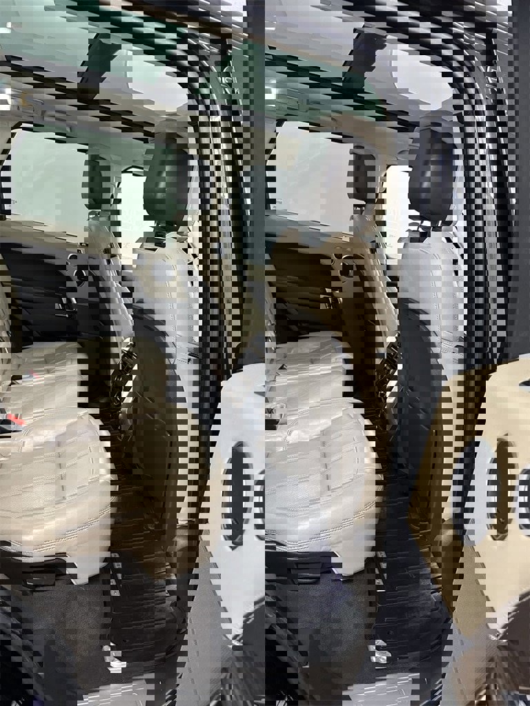 Used 2018 Land Rover Range Rover Sport HSE image 33