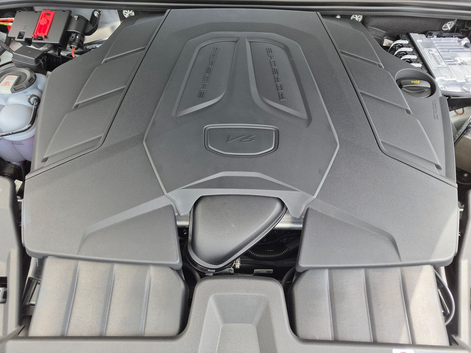 New 2026 Porsche Cayenne Coupe AWD/4WD image 30