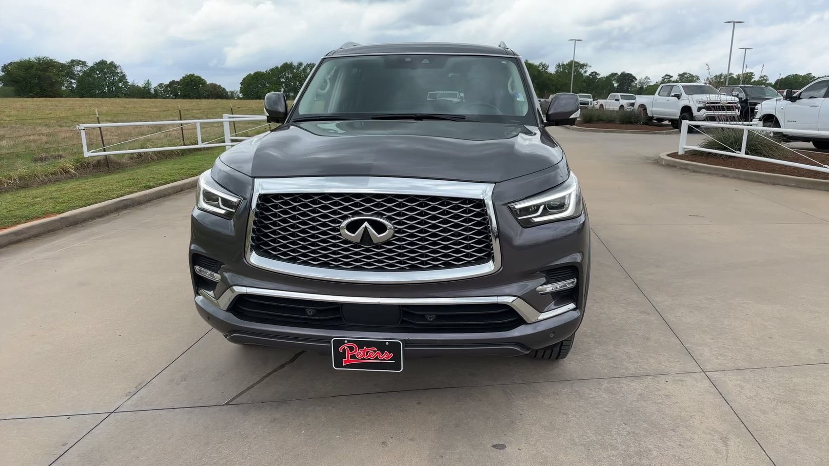 Used 2024 INFINITI QX80 Luxe RWD image 4