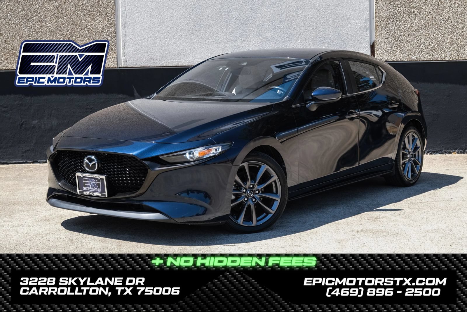 Used 2019 MAZDA MAZDA3 Hatchback w/ Preferred Package FWD image 1