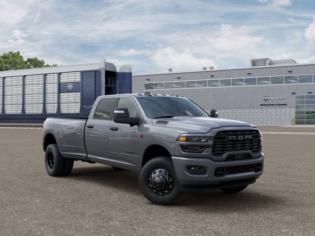 New 2026 RAM 3500 Big Horn AWD/4WD image 7