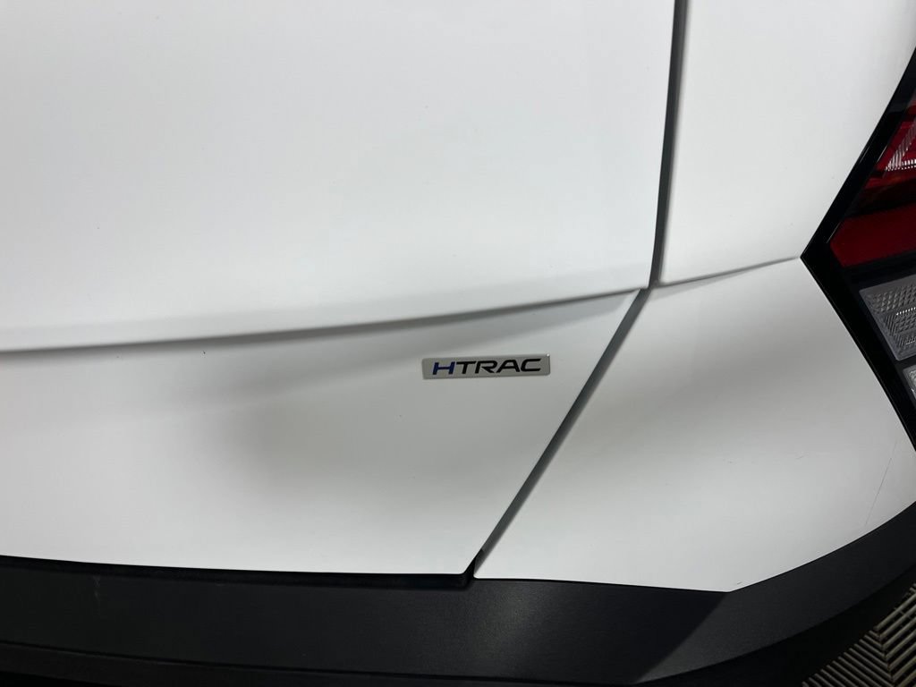 Used 2025 Hyundai Kona SEL AWD/4WD image 19