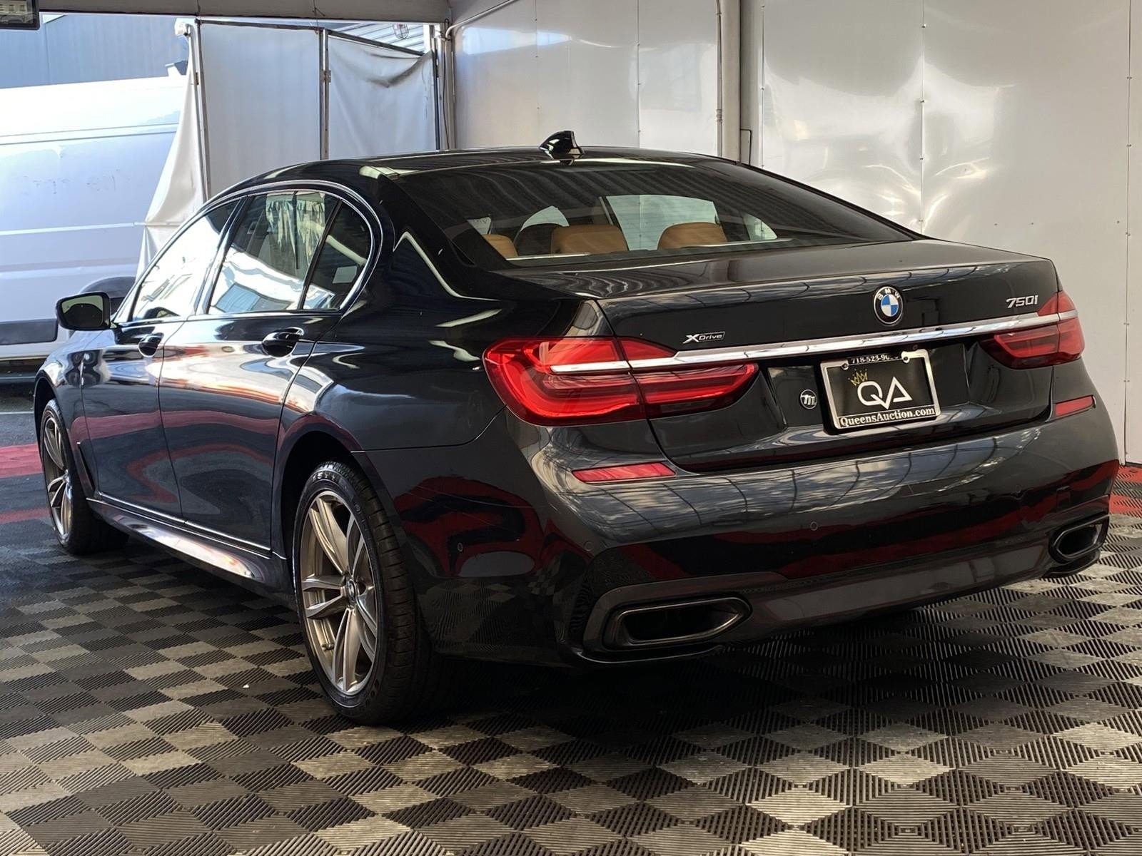 Used 2019 BMW 750i xDrive w/ Executive Package image 7