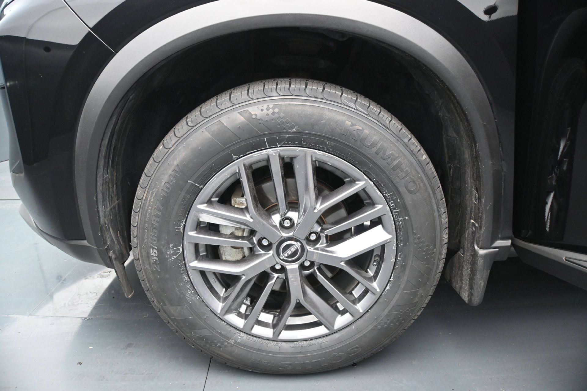 Used 2023 Nissan Rogue S AWD/4WD image 25