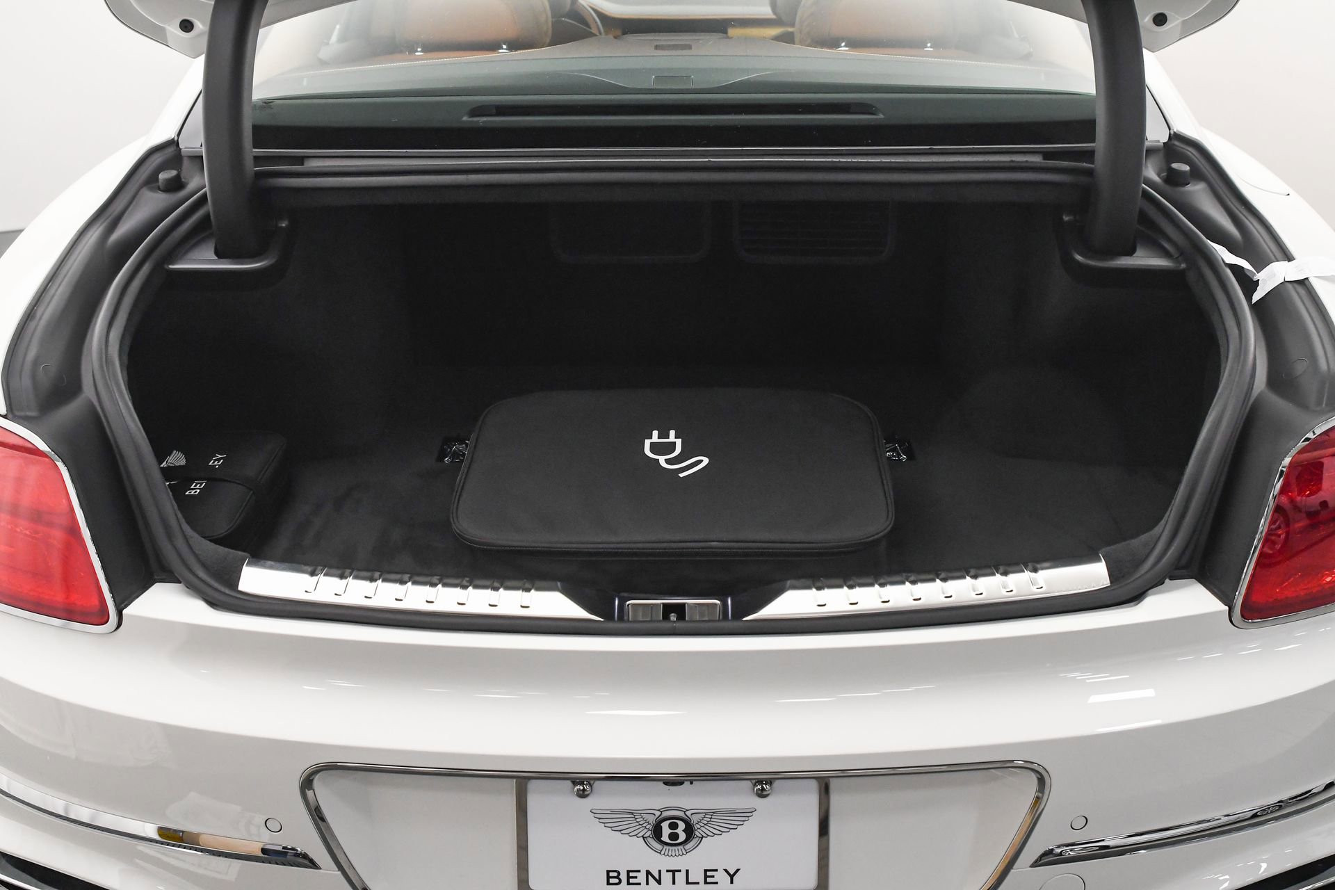 New 2026 Bentley Flying Spur image 11