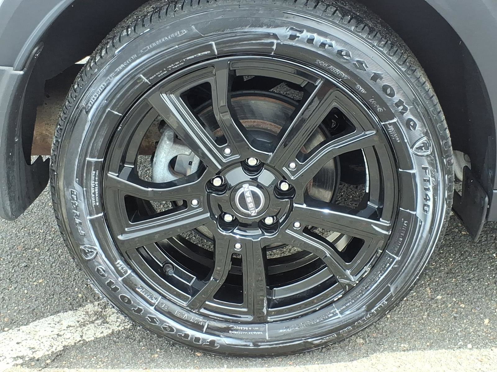 Used 2023 Nissan Kicks SR w/ SR Premium Package FWD image 8